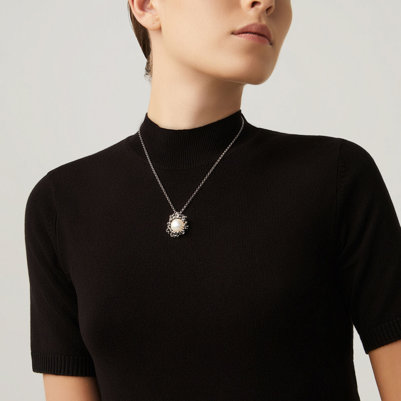 Giovanni Raspini Anemone Pendant - Robert Anthony Jewellers, Edinburgh