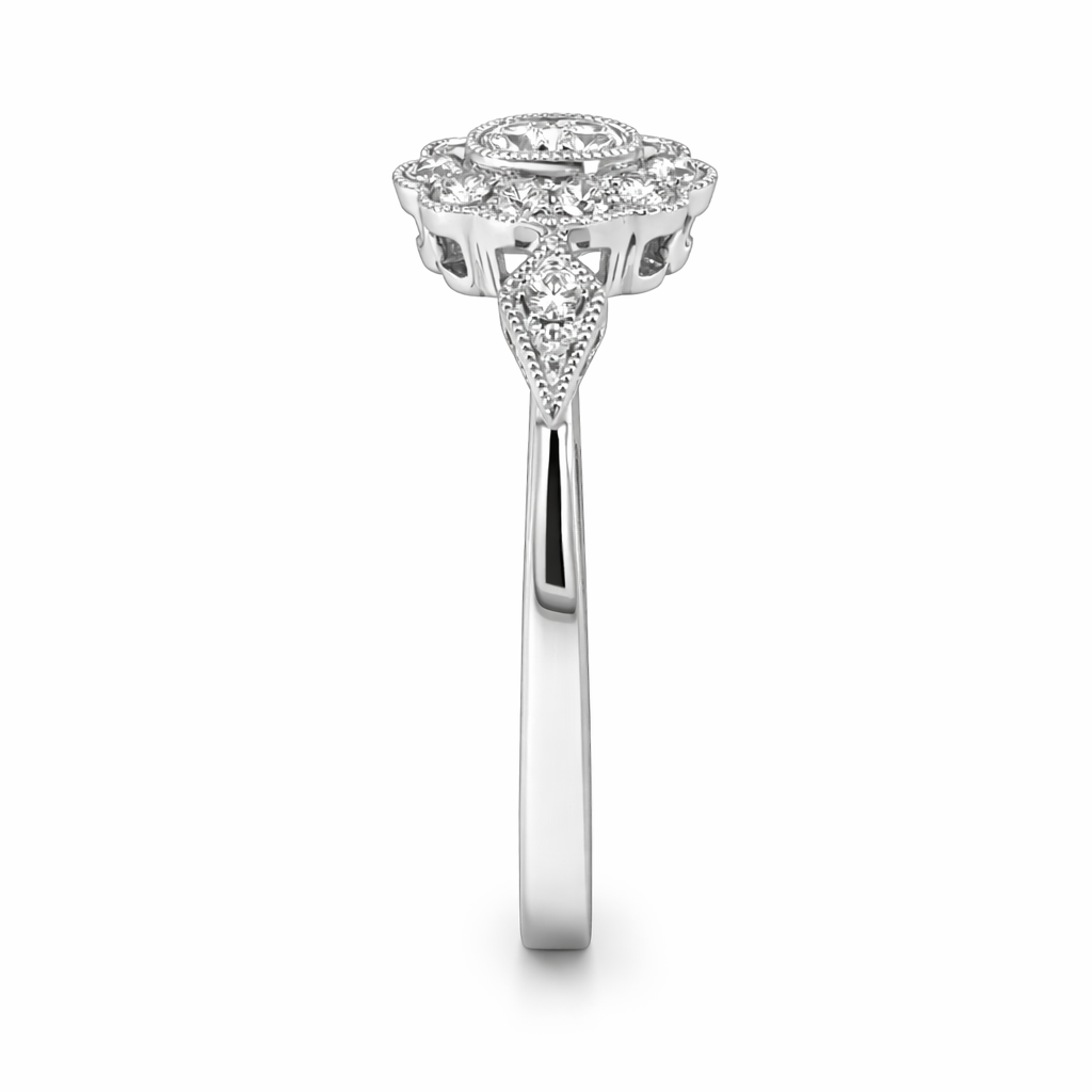 18ct White Gold Diamond Cluster Ring