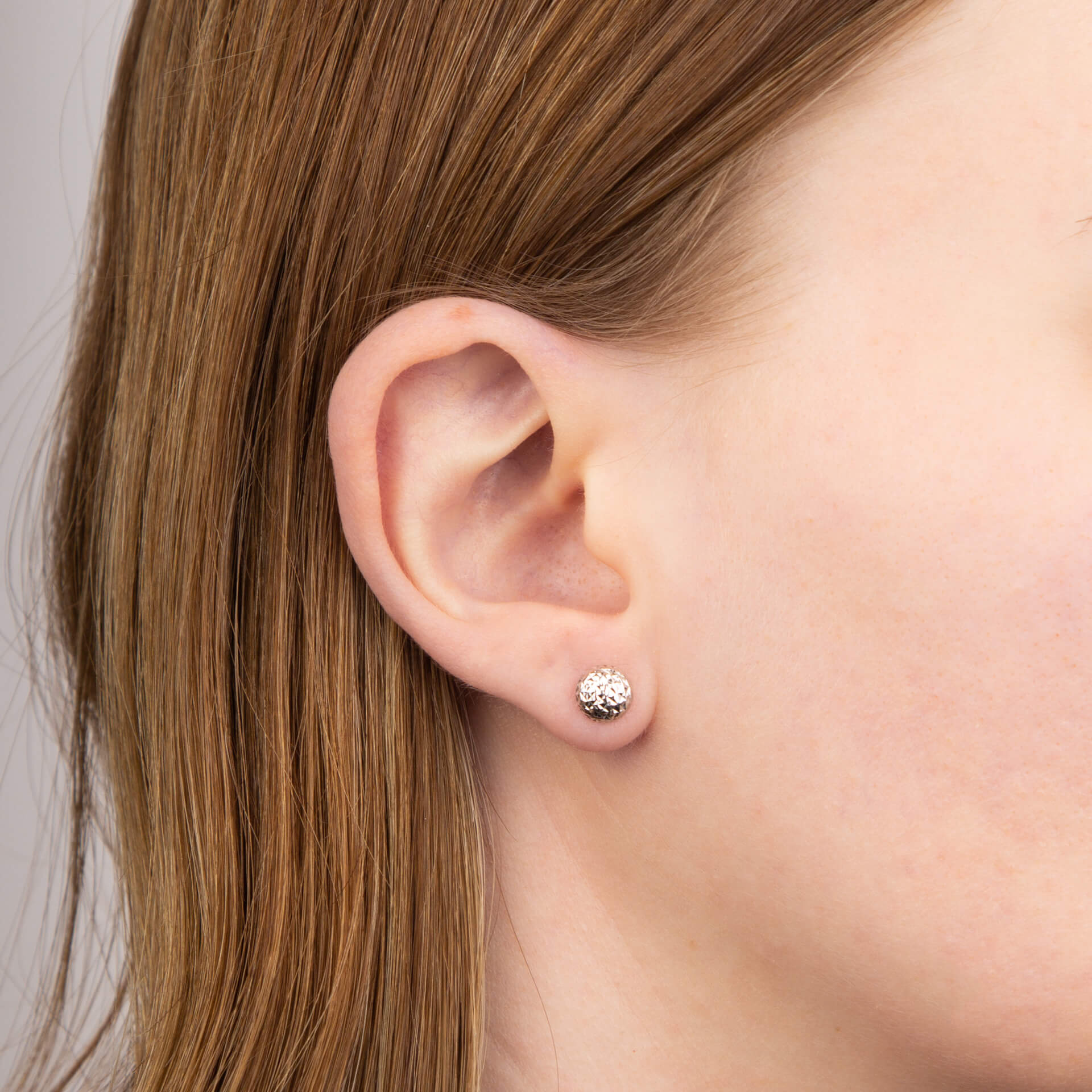 Textured Ball Stud Earrings in 9ct White Gold - Robert Anthony Jewellers, Edinburgh