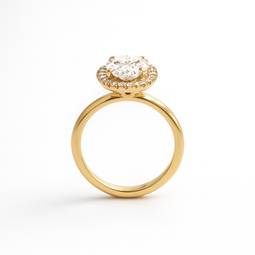 oval-Cut Lab Diamond Halo Ring 18ct Yellow Gold