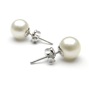 Silver Freshwater Pearl Earrings