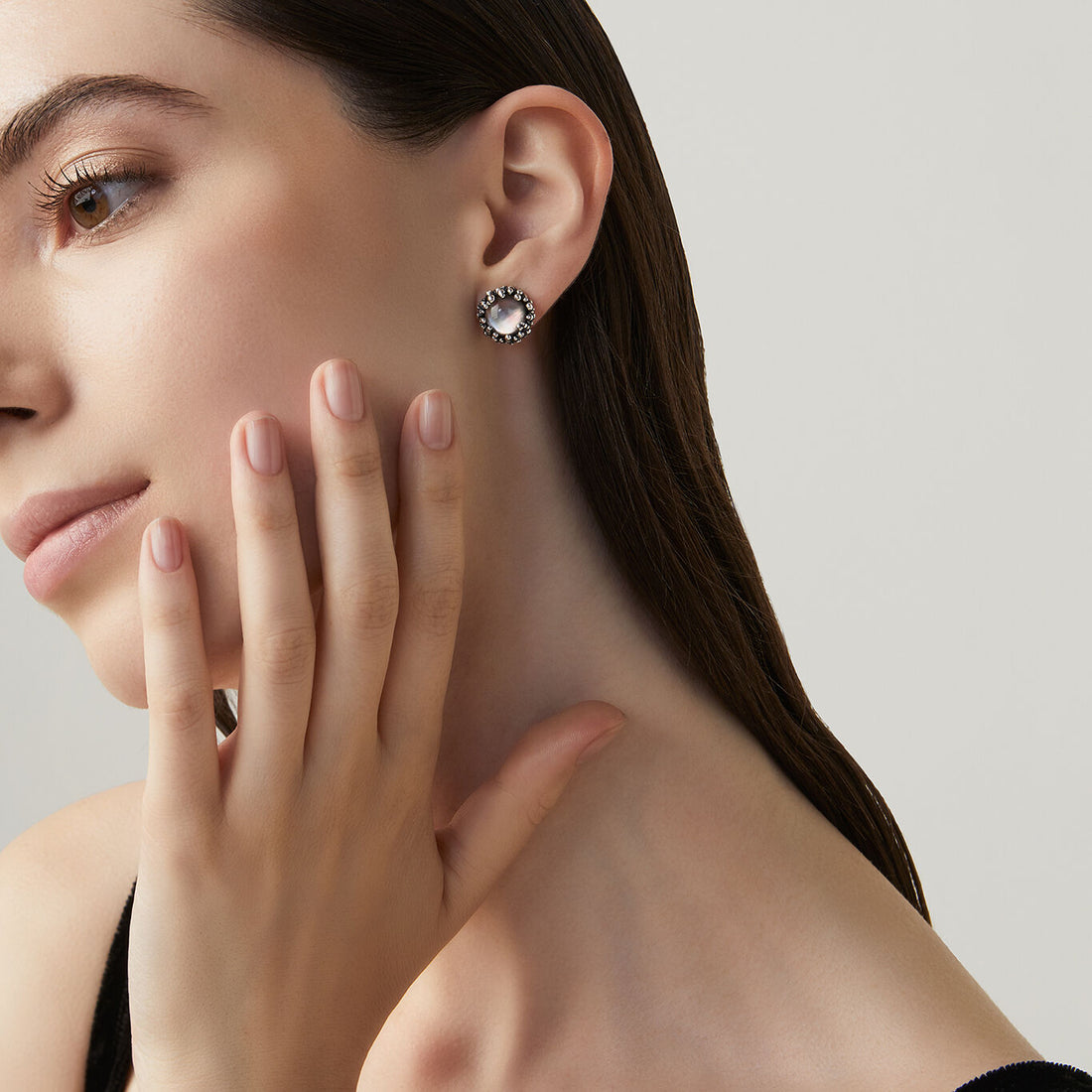 Giovanni Raspini Muai Stud Earrings - Robert Anthony Jewellers, Edinburgh