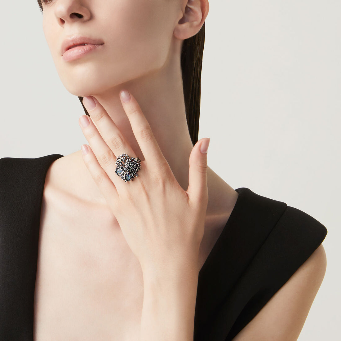 Giovanni Raspini Nautilus Ring - Robert Anthony Jewellers, Edinburgh