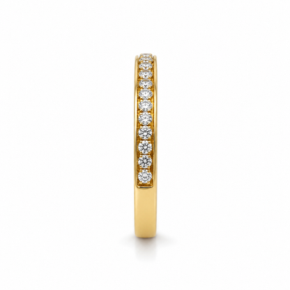 18ct Gold Diamond Set Band