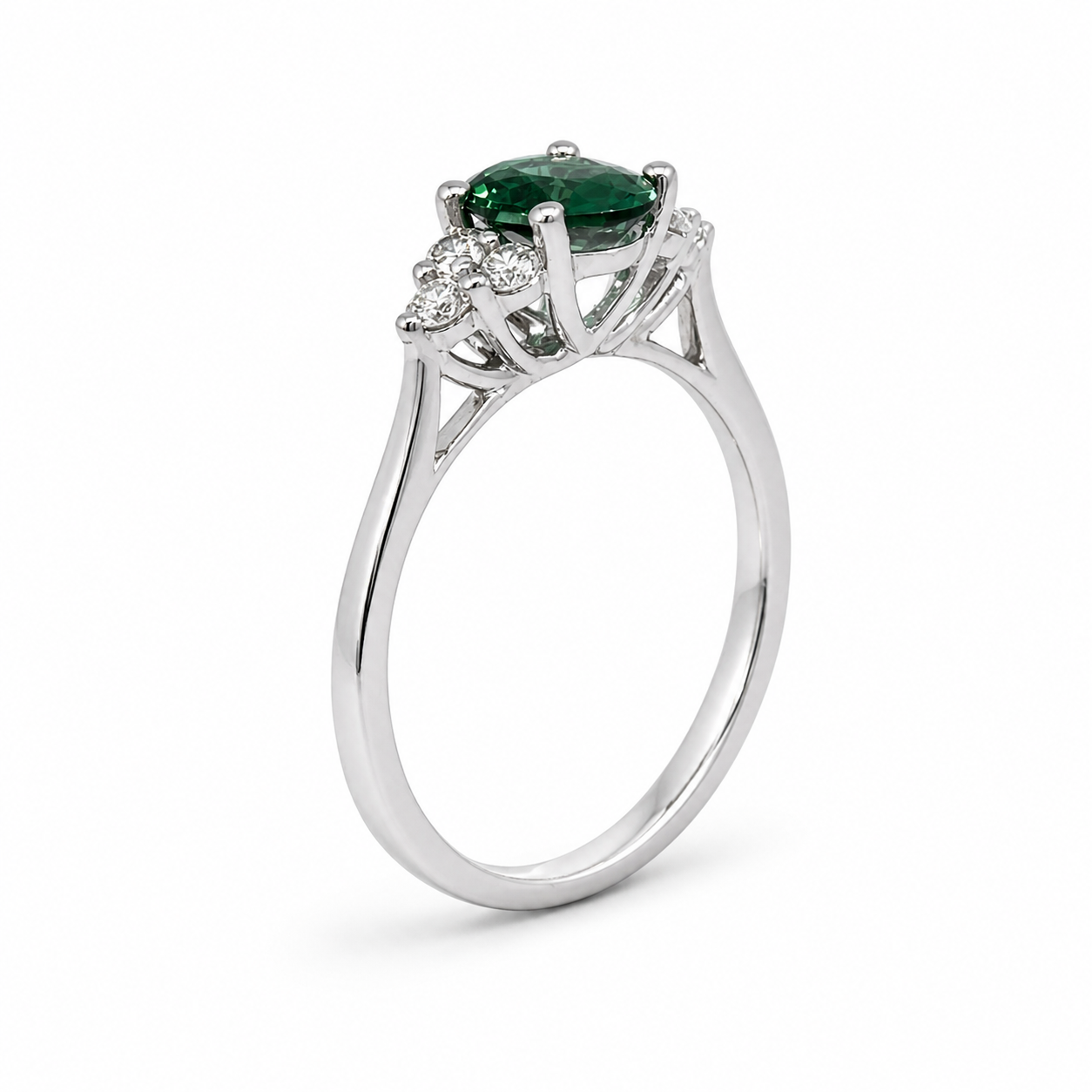 18ct White Gold Tourmaline &amp; Diamond Ring