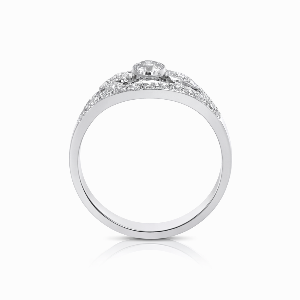 18ct White Gold Diamond Ring