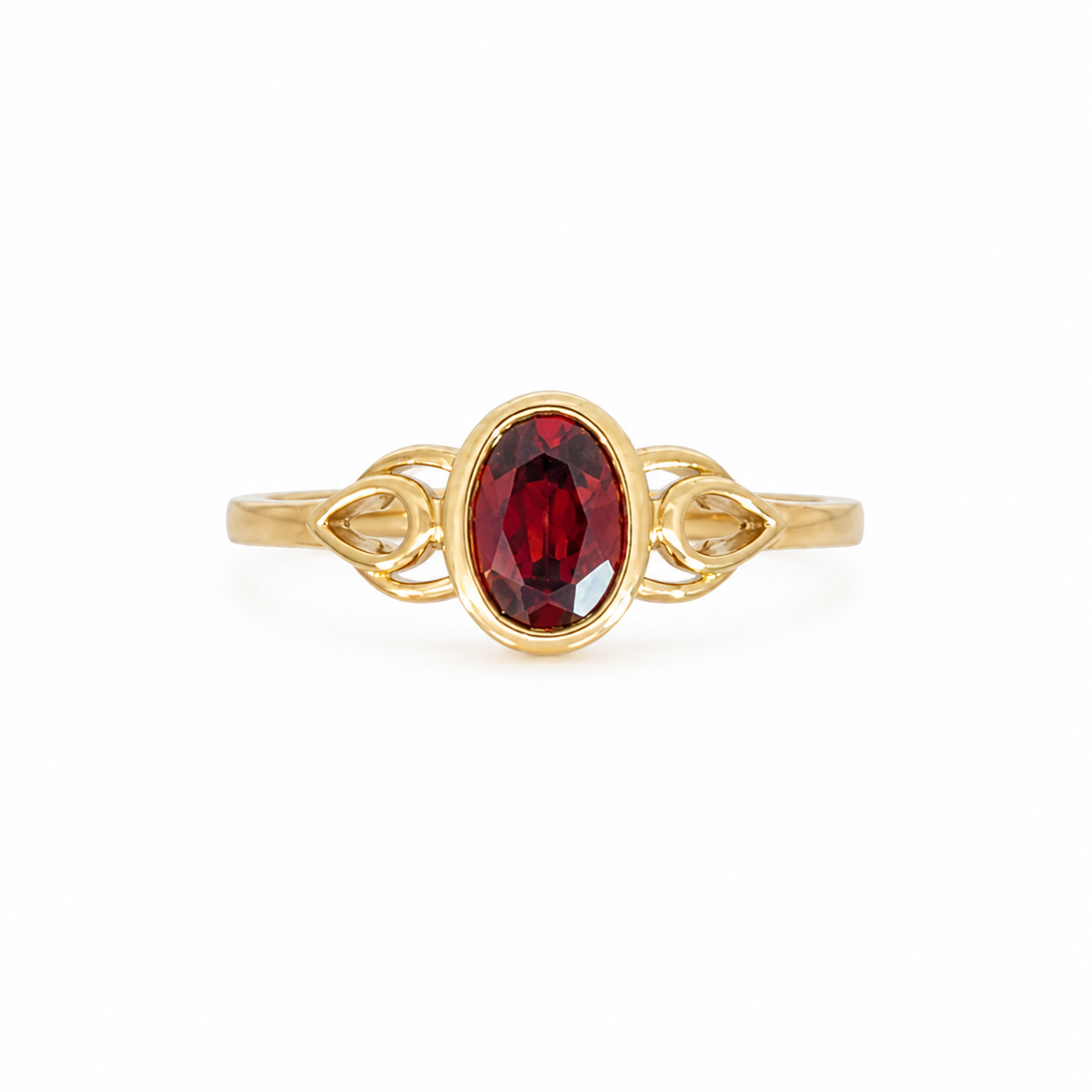 Vintage-Style 9ct Gold Garnet Ring