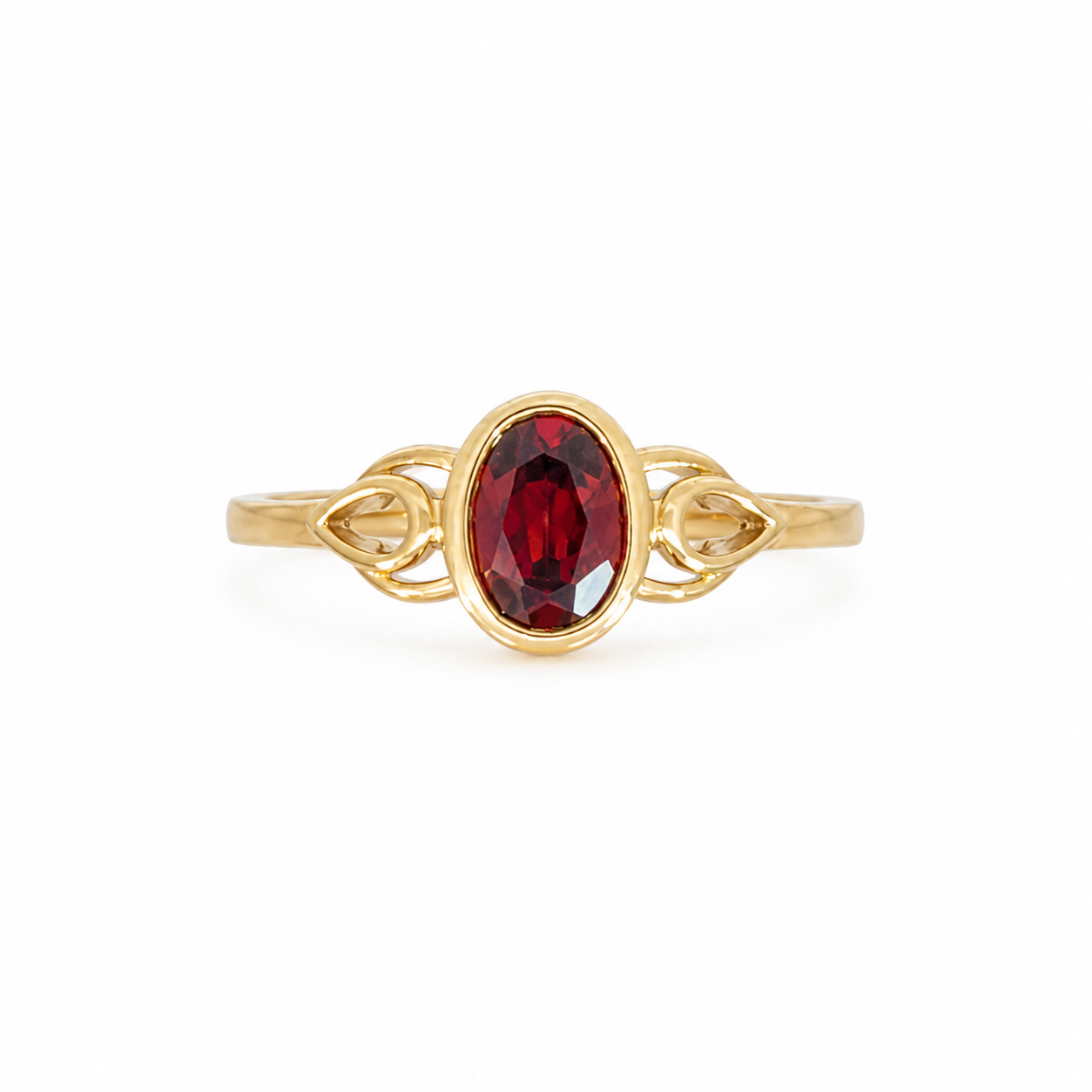 Vintage-Style 9ct Gold Garnet Ring