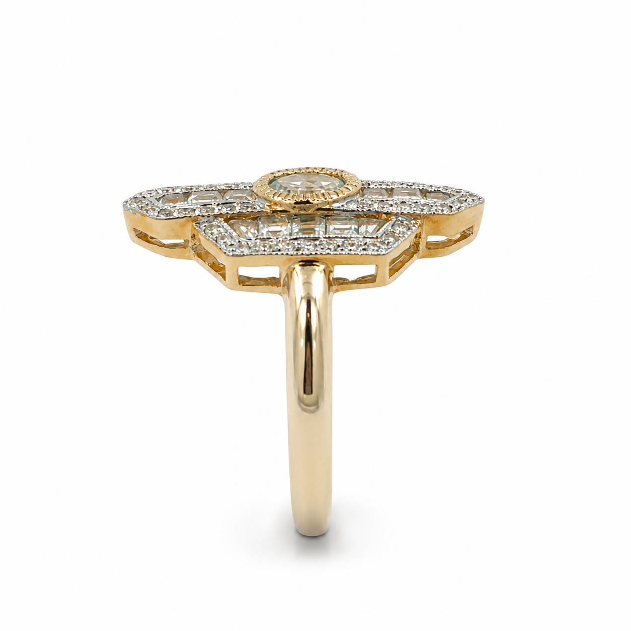 9ct Gold Art Deco Aquamarine &amp; Diamond Ring