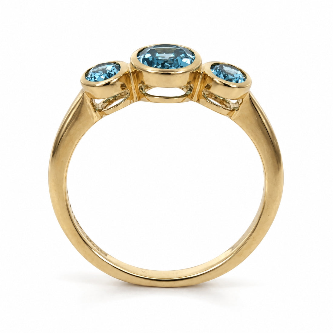 9ct Yellow Gold Oval Swiss Blue Topaz Three Stone Ring