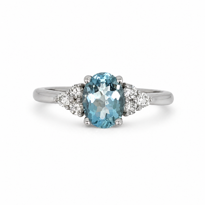 18ct Aquamarine &amp; Diamond Cluster Ring