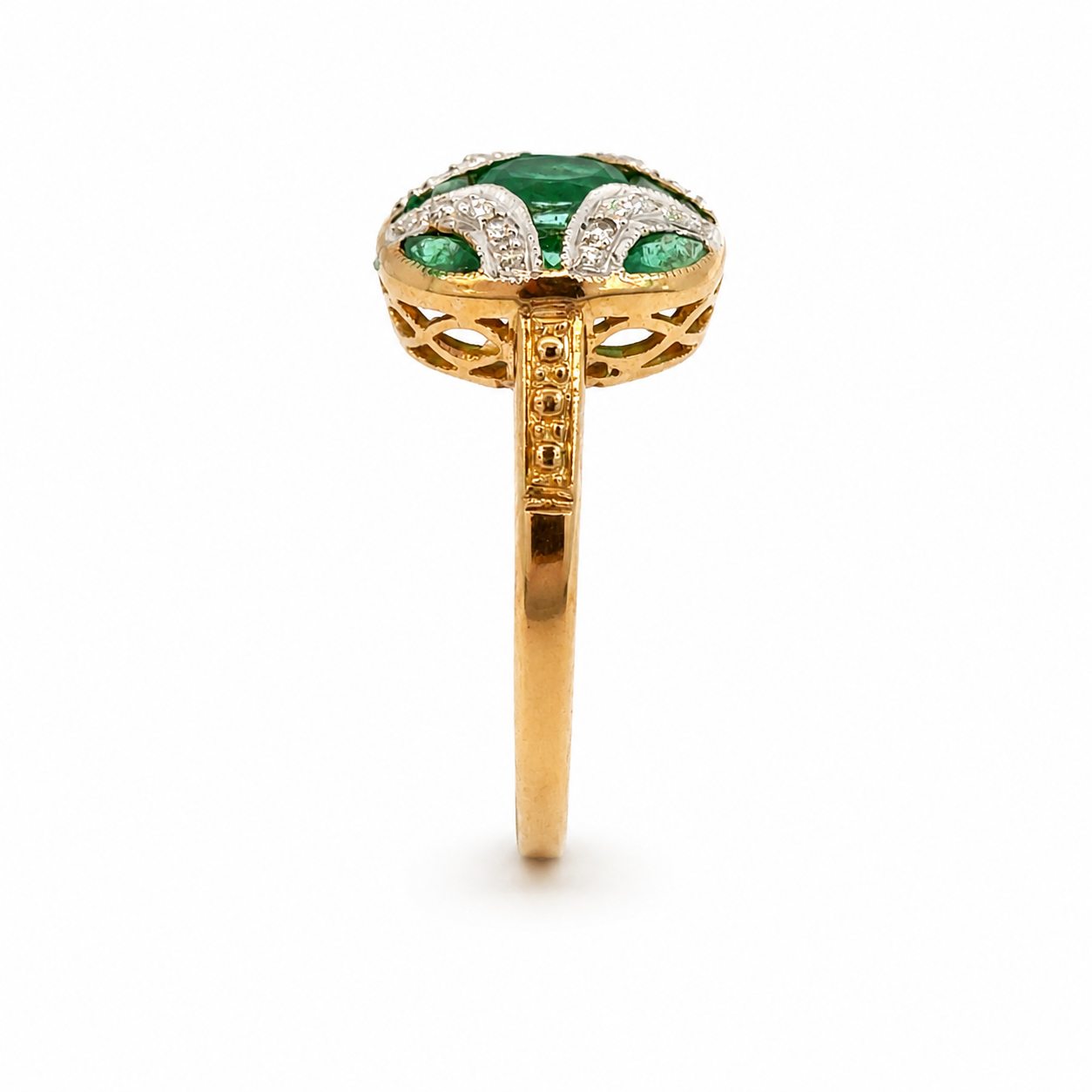 9ct Gold Emerald &amp; Diamond Ring