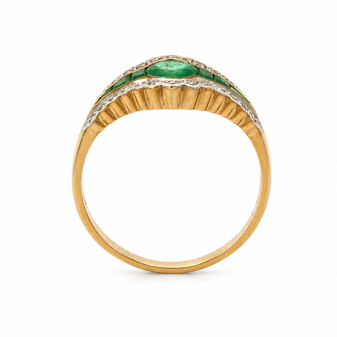 9ct Gold Emerald &amp; Diamond Vintage Style Ring