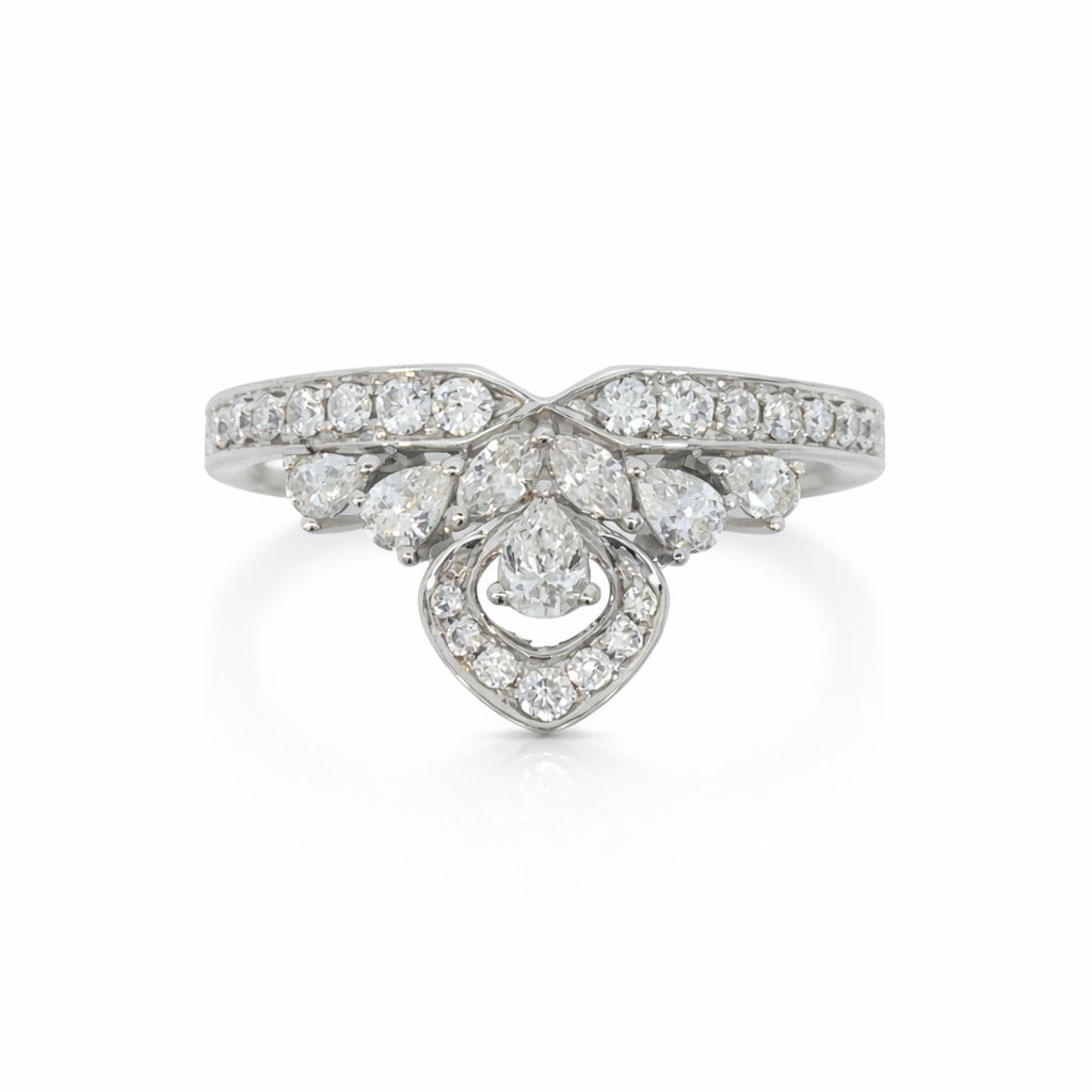 18ct White Gold Diamond Cluster Ring