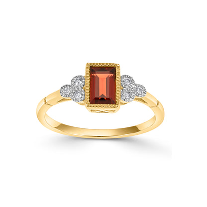 9CT Yellow Gold Emerald-Cut Garnet with Ring with Vintage Diamond-Set Shoulders