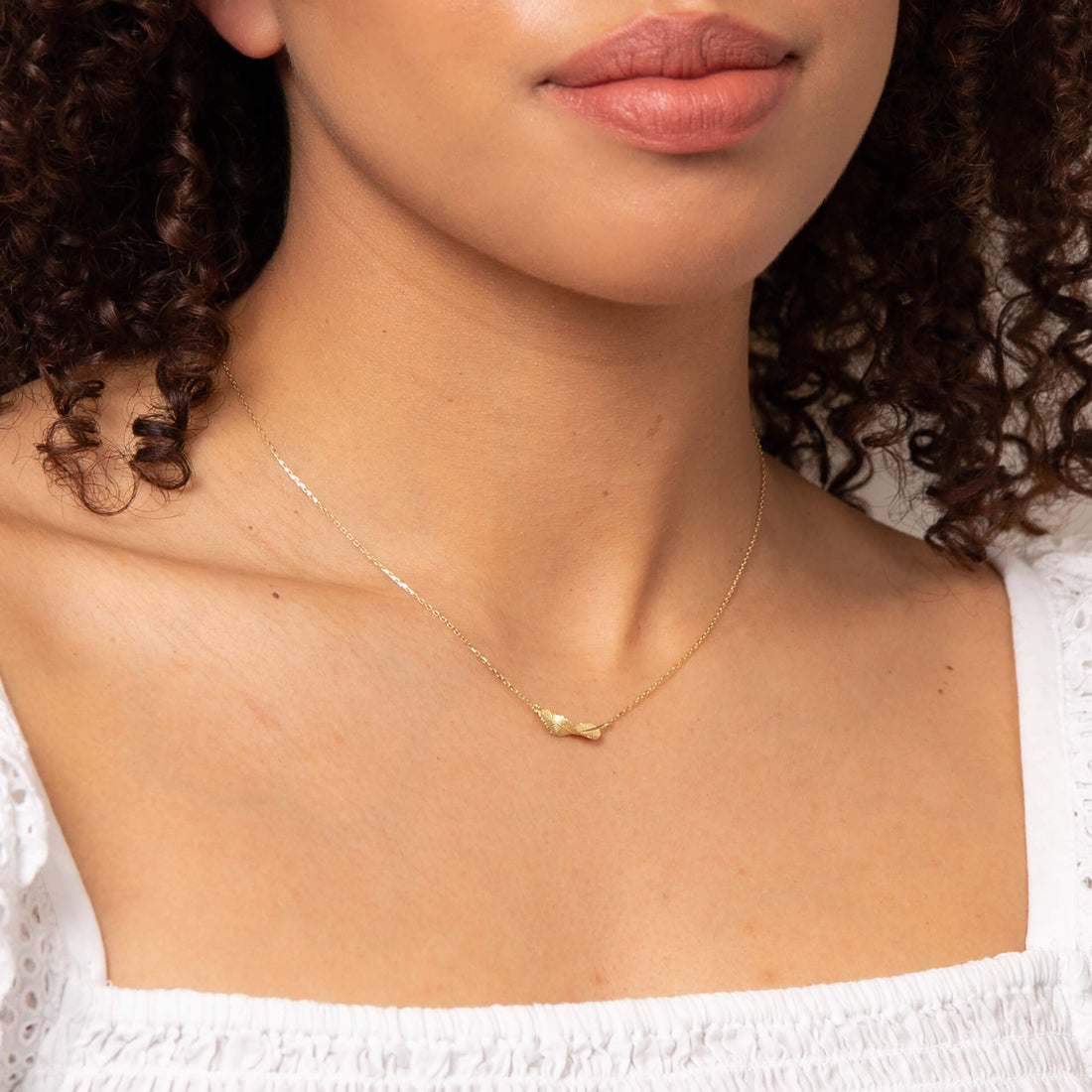 Twist Leaf Necklace in 9ct Yellow Gold - Robert Anthony Jewellers, Edinburgh