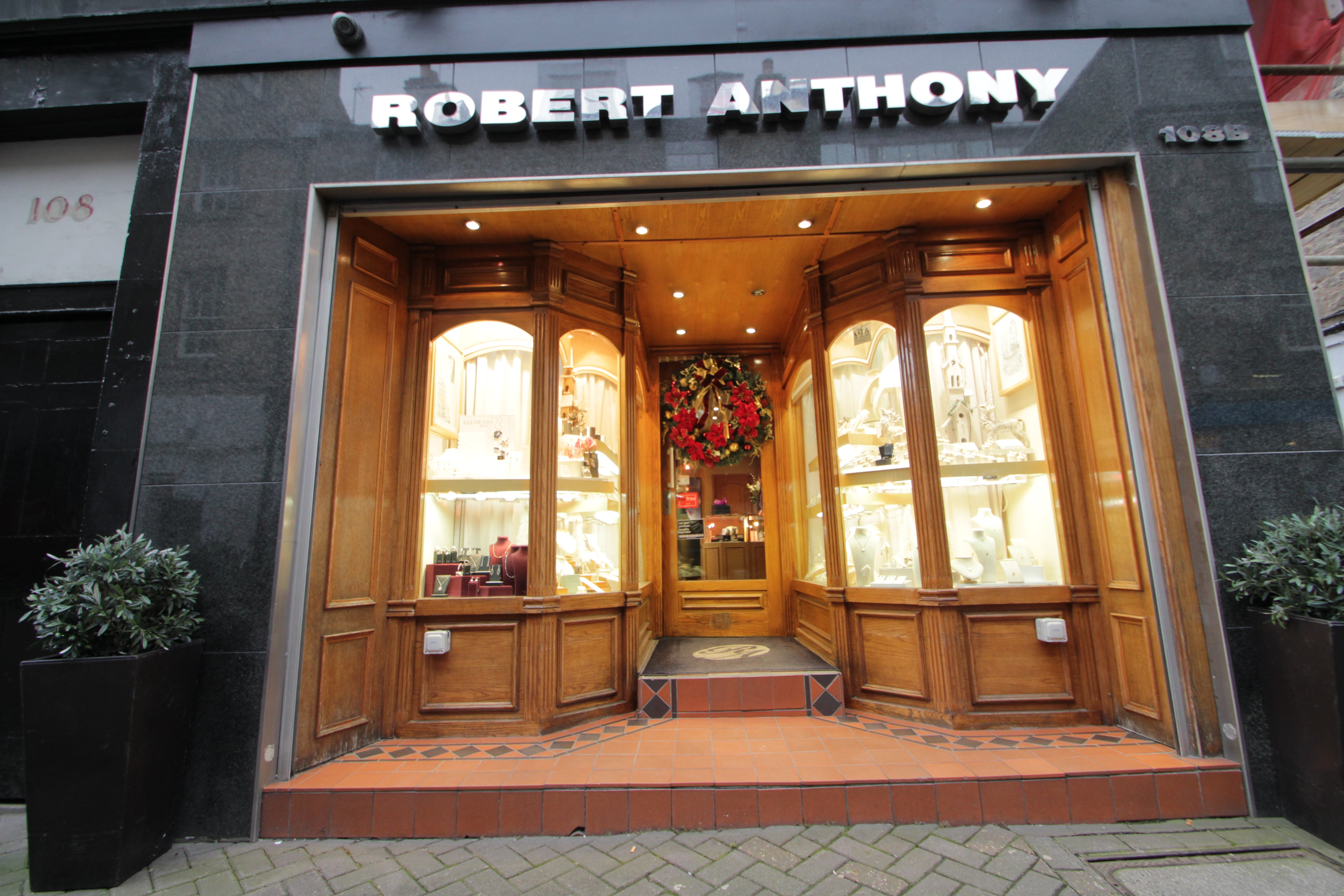 Anthony hot sale roberts jewelers