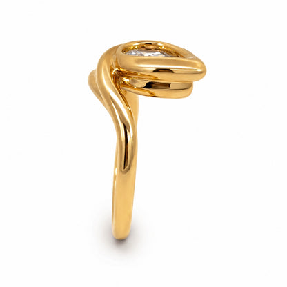 18ct Yellow Gold 1.05ct Pear-Shaped Lab-Grown Diamond Ring