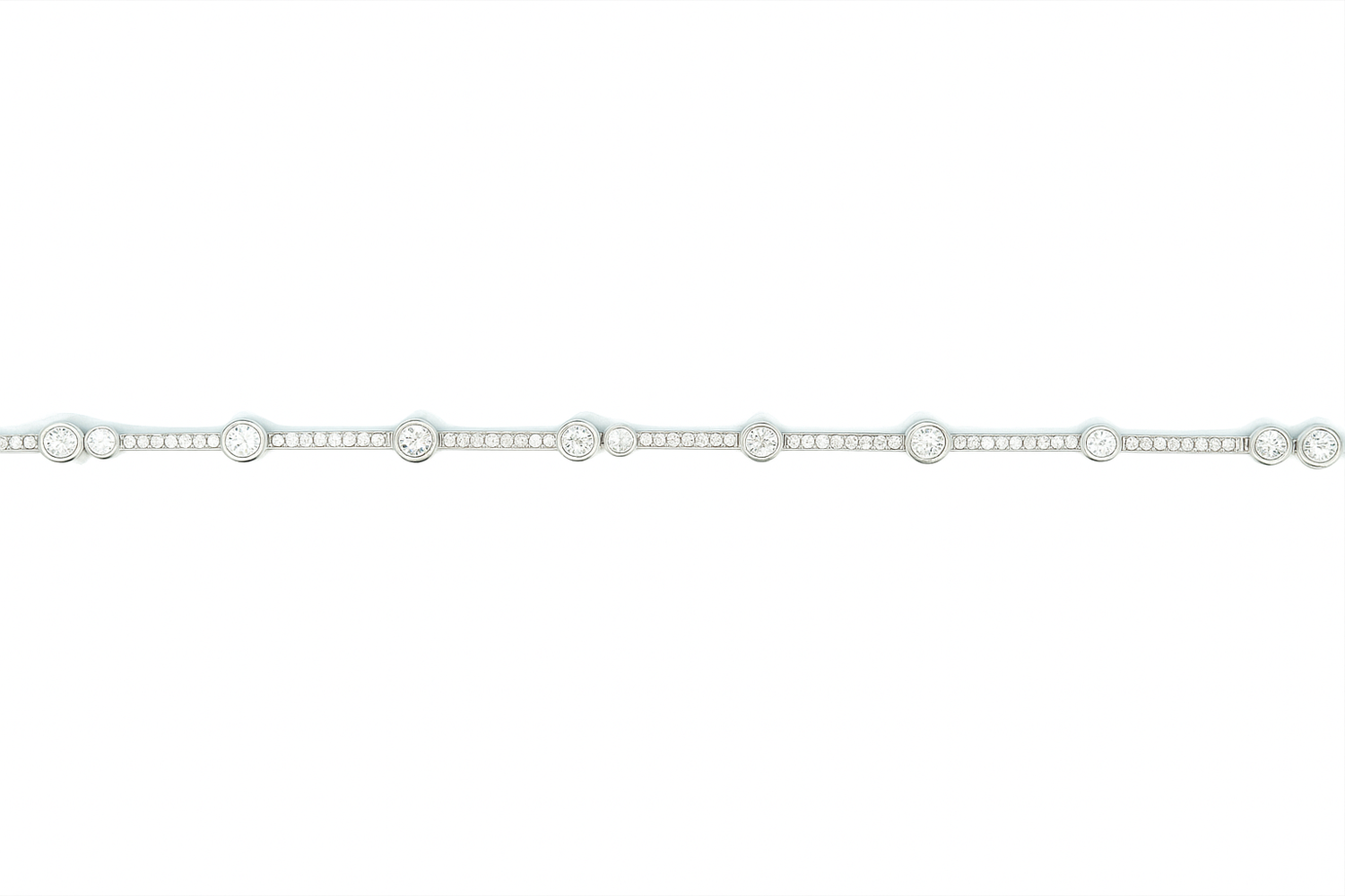18ct White Gold 2.25ct Diamond Line Bracelet