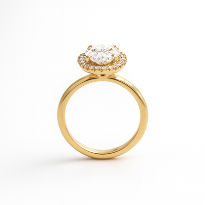 oval-Cut Lab Diamond Halo Ring 18ct Yellow Gold