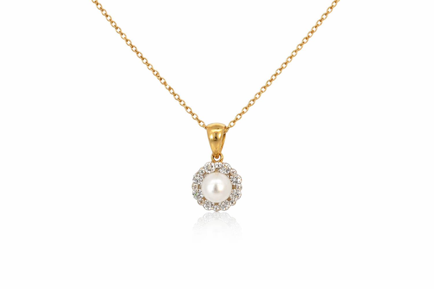 18ct Yellow Gold Pearl &amp; Diamond Halo Pendant
