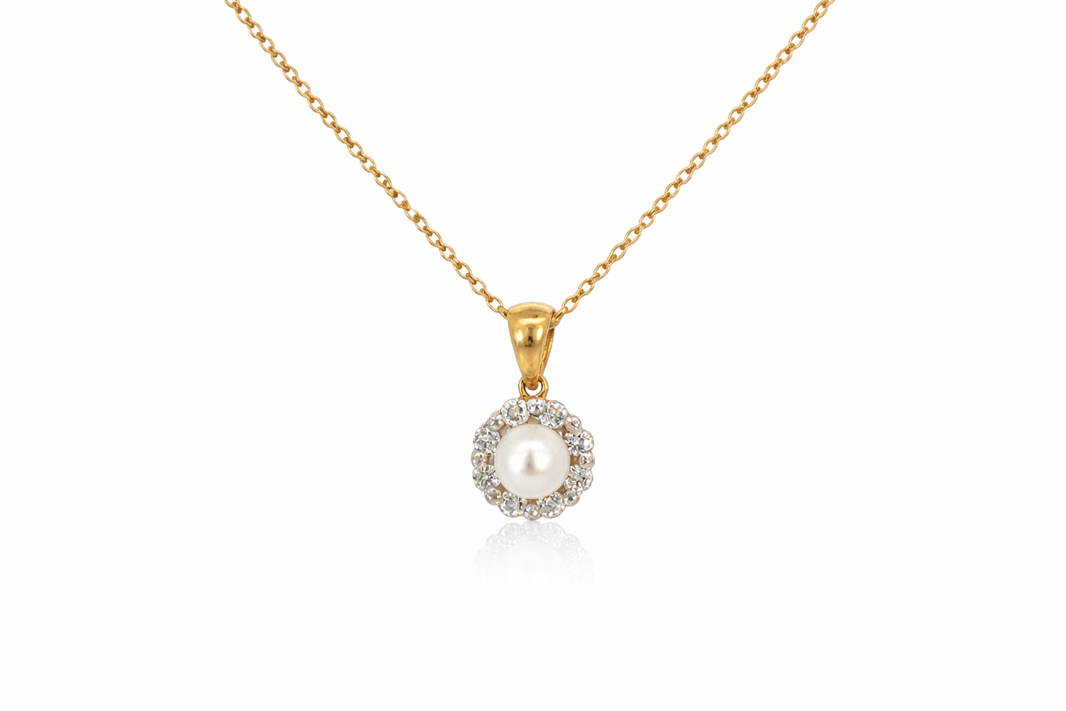 18ct Yellow Gold Pearl &amp; Diamond Halo Pendant