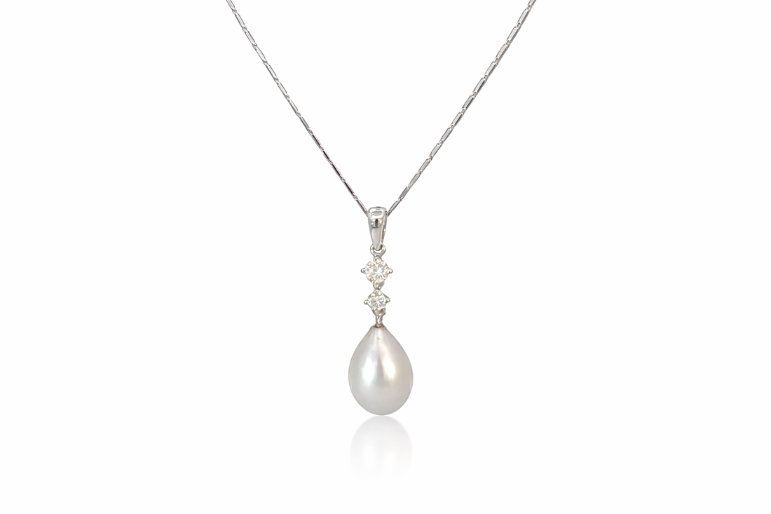 18ct White Gold Grey Freshwater Baroque Pearl &amp; Diamond Drop Necklace